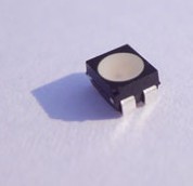 雷曼光電發(fā)布新款戶內(nèi)全彩SMD器件 提升電子設(shè)計(jì)應(yīng)用新標(biāo)桿